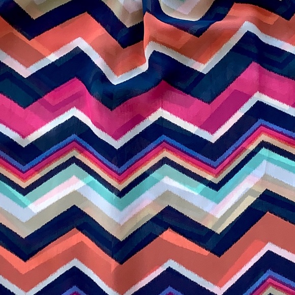 Chevron print off the shoulder blouse - Picture 5 of 5